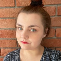Emilia Heller Email & Phone Number