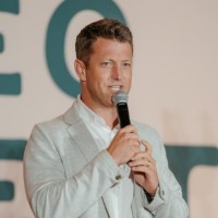 Evan Baehr Email & Phone Number