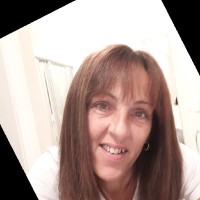 PickPack Employee Jennifer Parry's profile photo