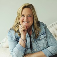 Vicki Fountain Email & Phone Number