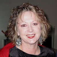 Janiene Ayre Email