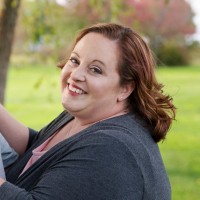 Sarah Holtz Email & Phone Number