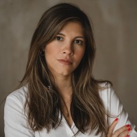 Jennifer Valverde-Schäfer Email