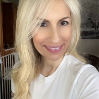 Absolute Authorizations LLC Employee Laurie Sentman's profile photo