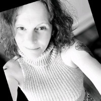 Tremploy Inc. Employee Julie White's profile photo