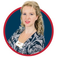 Right Start Mortgage Bakersfield Employee Holly Miller's profile photo