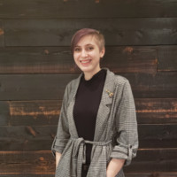 Isabelle Topp Email & Phone Number