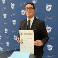 Roberto Acuña Ortega Email