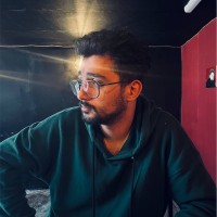 NIKAVID Engineering Employee Pooya Nahavandi's profile photo