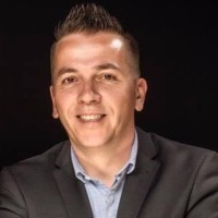 Hansjorg Kuhni Email