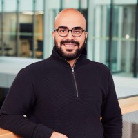 Amir Ebneroomi Email