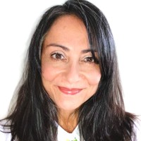 Good With Employee Gabriela Isas's profile photo