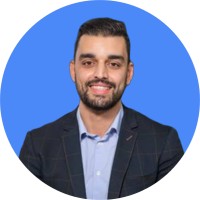 CNP Assurances Employee Hamza E.'s profile photo