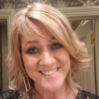 CBRE UK Employee Dee Cobb's profile photo