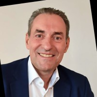 Thorsten Seufert Email