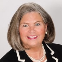 Coldwell Banker King Employee Lynn Phillips's profile photo