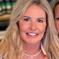 camoflawed cosmetics Employee Maggie Mitchell-Oetgen's profile photo