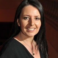 Gillian Findlay Email & Phone Number
