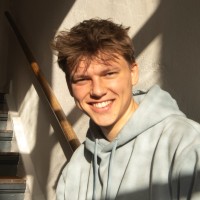 Silas Kruckenberg Email
