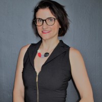 Lovingly Signed Employee Tanya Rolfe's profile photo