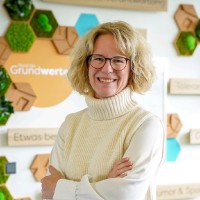 Beate Reinhardt Email