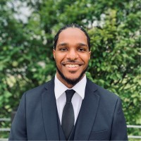 HelloPackage Employee Sultaan Shabazz's profile photo
