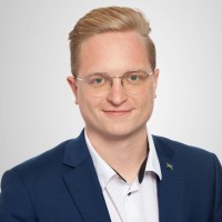 Lukas Schweiger Email