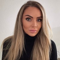Minted Content Employee Edina Sallay's profile photo