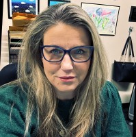 Kelli Burns Email & Phone Number