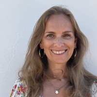 Marta Mendonca Email & Phone Number