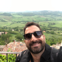 Guilherme Caccicco Email