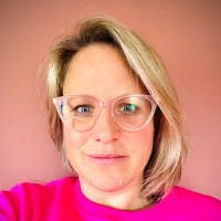 Kensa Heat Pumps Employee Caroline Copsey's profile photo