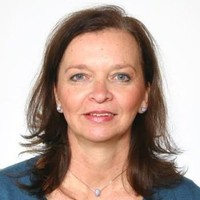 Beatrix Varga Email