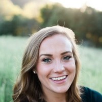 Liquid Agency Employee Lauren Robeznieks's profile photo