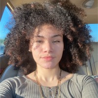 Elizabeth Leon Email