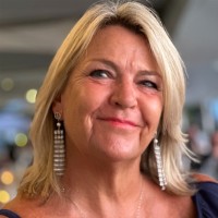 Platform Comms Employee Gay Bell's profile photo