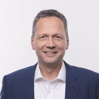 AI powered Engineering Employee Dirk Bergmann's profile photo
