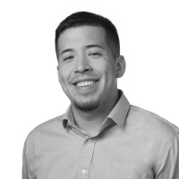 JLL Employee Jonathan Ayala's profile photo