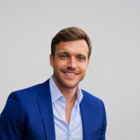 Simon Leighton Email & Phone Number