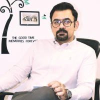 Omer Farooq Email