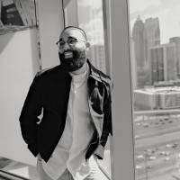 Iolani School Employee Omar Thismon's profile photo