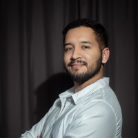 Alejandro Lezama Email