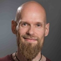 Matti Mäkelä Email