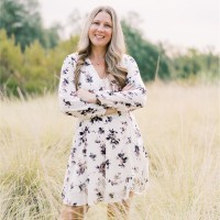 Stefanie Hiatt Email & Phone Number