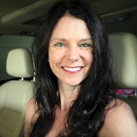 Amy Anders Email & Phone Number
