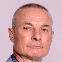 Transform Employee Bill James's profile photo