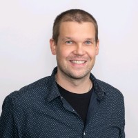 Markus Mäkelä Email
