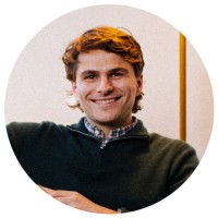 HireAra Employee Tom Carr's profile photo