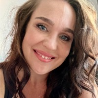 Lauren Cummings Email