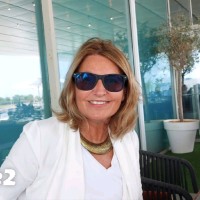 eactivos.com Employee Beatriz Vañó Valiente's profile photo